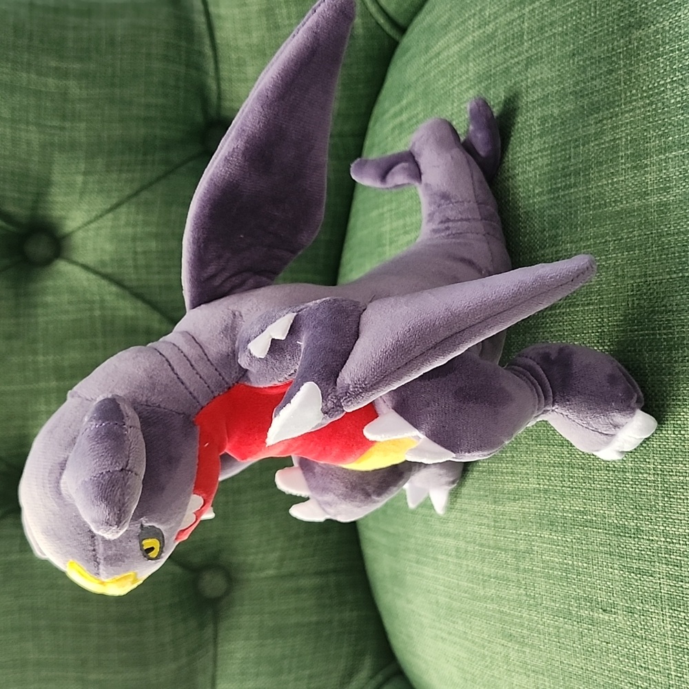 Pokemon Garchomp Plush Toy - Picture 4 of 5